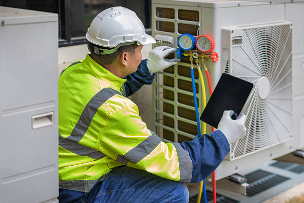 Professional Emergency Hvac Repair technician working in Flagtown, NJ